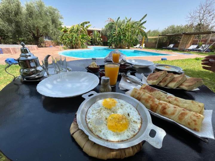 Le Domaine De Carole Marrakech Panzió Douar Akkara Kültér fotó